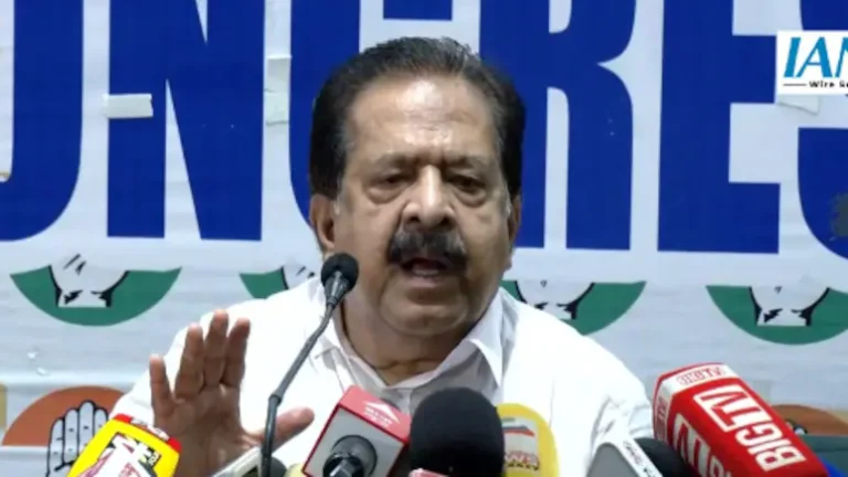 9bin7vvs_ramesh-chennithala-_625x300_18_May_26